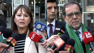 04062603 DIPUTADOS INGRESAN QUERELLA CRIMINAL POR CIFRAS DE CODELCO 20