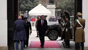 09062607 HONORES PRESIDENTE KAST EN LA MONEDA 01