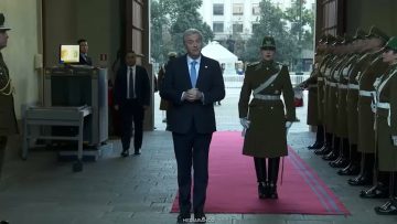 22062602 PRESIDENTE KAST AL LLEGAR A LA MNEDA 05 (1)