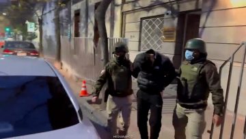 24062601 SALIDA DE CUARTO DETENIDO POR MUERTE DE NIÑO 06