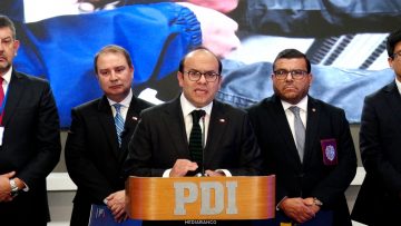 25062610 AUTORIDADES POR VUELO DE EXPULSADOS Y CONTINGENCIA 01 (1)