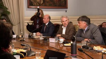 01072614 APOYOS MESA POLÍTICA 01