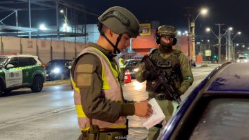 04072604 DIRECTOR DE CARABINEROS POR RONDA DE SEGURIDAD NOCTURNA 01