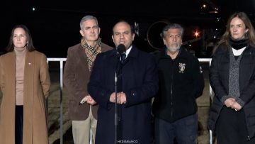 04072620 AUTORIDADES POR LLEGADA DE RESCATISTAS DESDE VENEZUELA 01