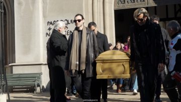 05072610 APOYO FUNERAL FERNANDO KLICHE 01