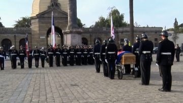 12072616 APOYO HOMENAJE DE BOMBEROS A ENRIQUE KRAUSS 01