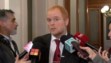 13072615 DECLARACIONES SENADOR ROJO EDWARDS 01