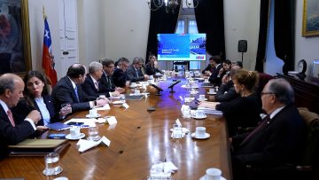 23072601 APOYOS COMITÉ ECONÓMICO 01