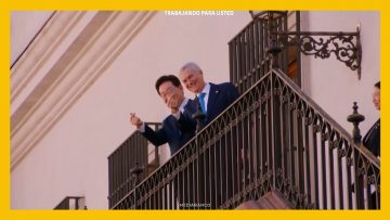 30072607 PRESIDENTE DE COREA DEL SUR REALIZA VISITA A LA MONEDA 15