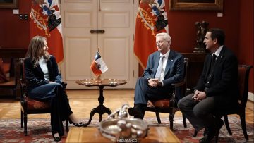 APOYOS PRESIDENTE JOSÉ ANTONIO KAST RECIBE SALUDO PROTOCOLAR DE LA PRESIDENTA DEL TC 01 (1)