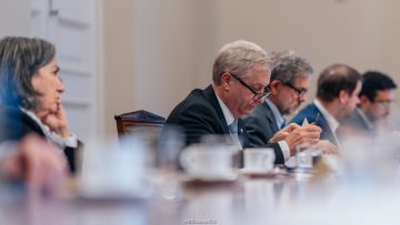 03082626 IMÁGENES PRESIDENTE KAST EN REUNIÓN POR REFORMA DEL SEIA 03