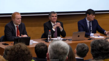 12082615 FRANCO PARISI Y SENADOR EDWARDS EN SEMINARIO DEL CEP 01