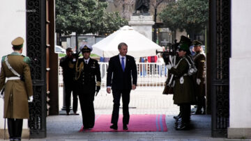 31082603 HONORES PRESIDENTE KAST EN LA MONEDA 07