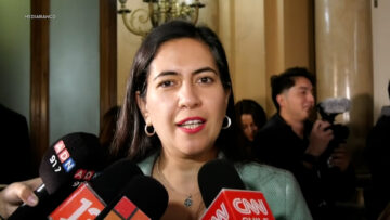 09092604 DECLARACIONES ALCALDESA KARINA DELFINO 01 (1)