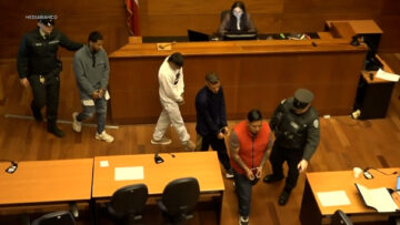 24092607 APOYOS JUICIO EL REY DE MEIGGS 01