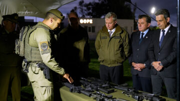22102620 APOYOS PRESIDENTE KAST EN PRESENTACIÓNDE NUEVO ARMAMENTO DECARABINEROS 16